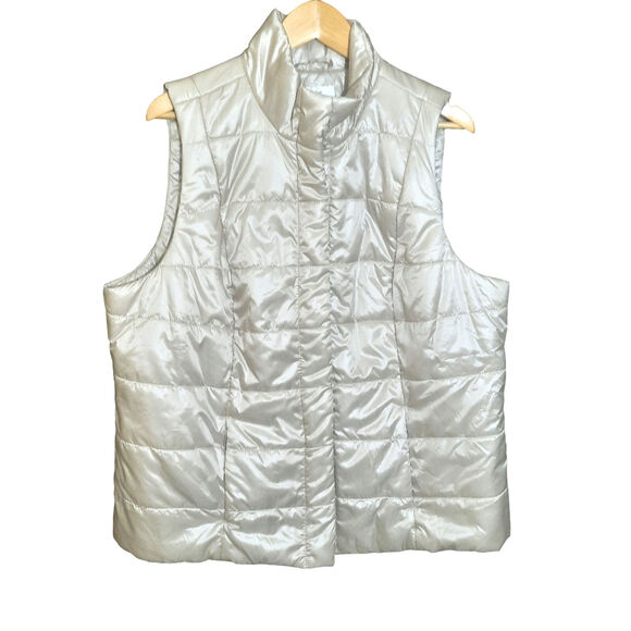 CJ Banks Womens Cream Snap Front Puffer Vest With Front Pockets Size 1X Like New - Picture 1 of 6